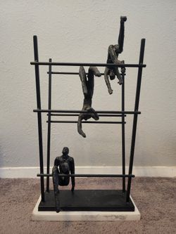 Statue