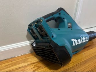 Makita blower