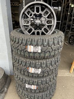 MAYHEM 18x9 6 LUG M/T 33x12.50R18 ON SALE!!!!!!