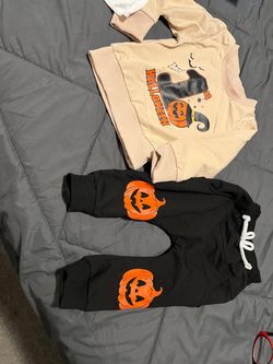 Used Halloween Costumes.. Baby 1s H. Costume Size 9-12 months..$8..Elmo 12-18 months $10..) Spider-Man 3-4T..$5 no face..) Superman size 12 month $7n