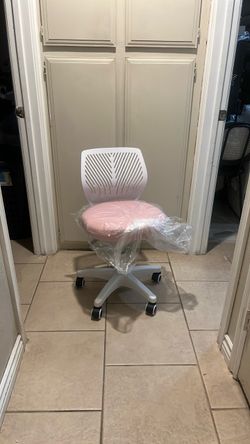 Desk chair