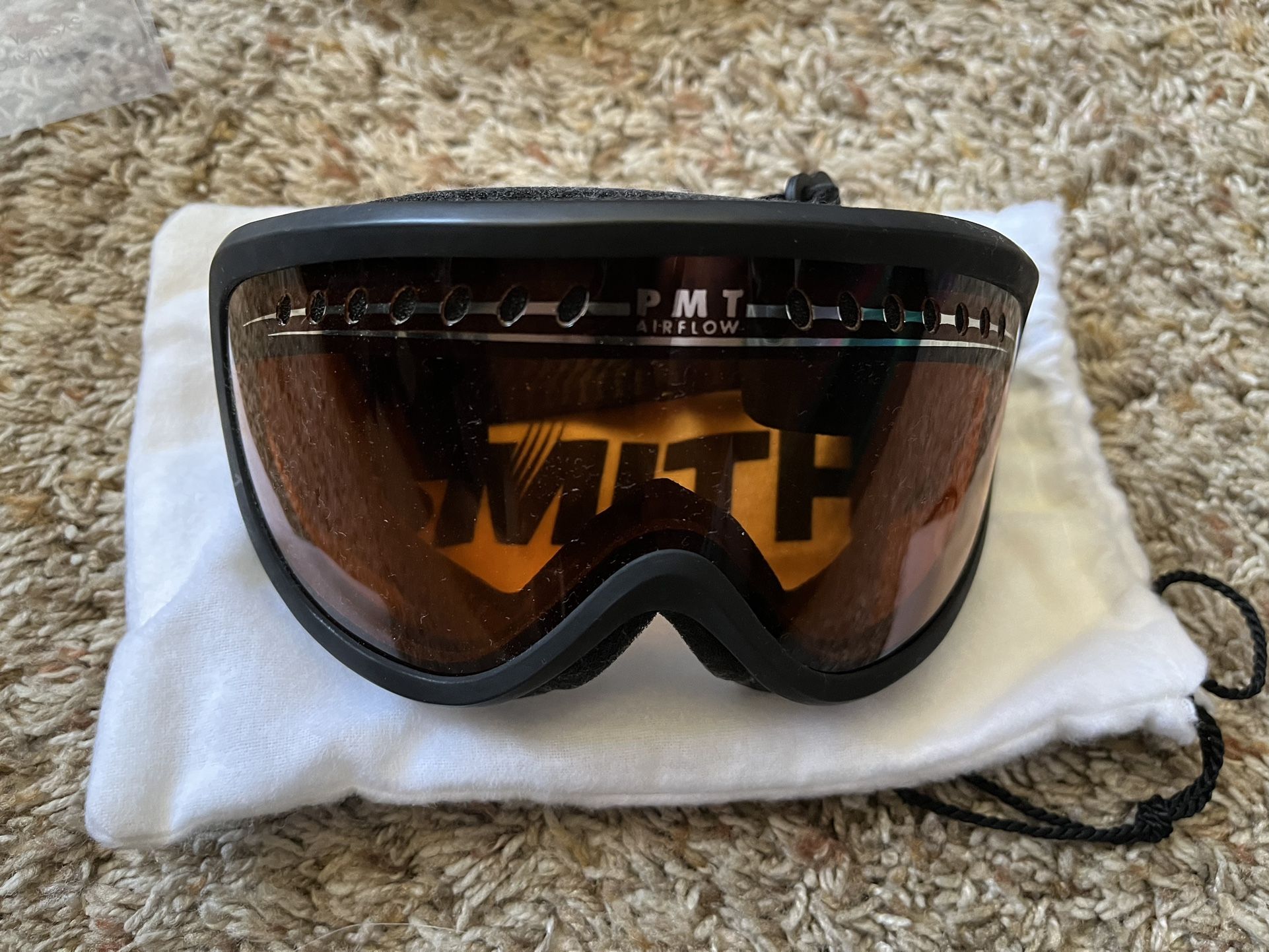 Smith PMT Airflow Series Ski / Snowboarding Goggles