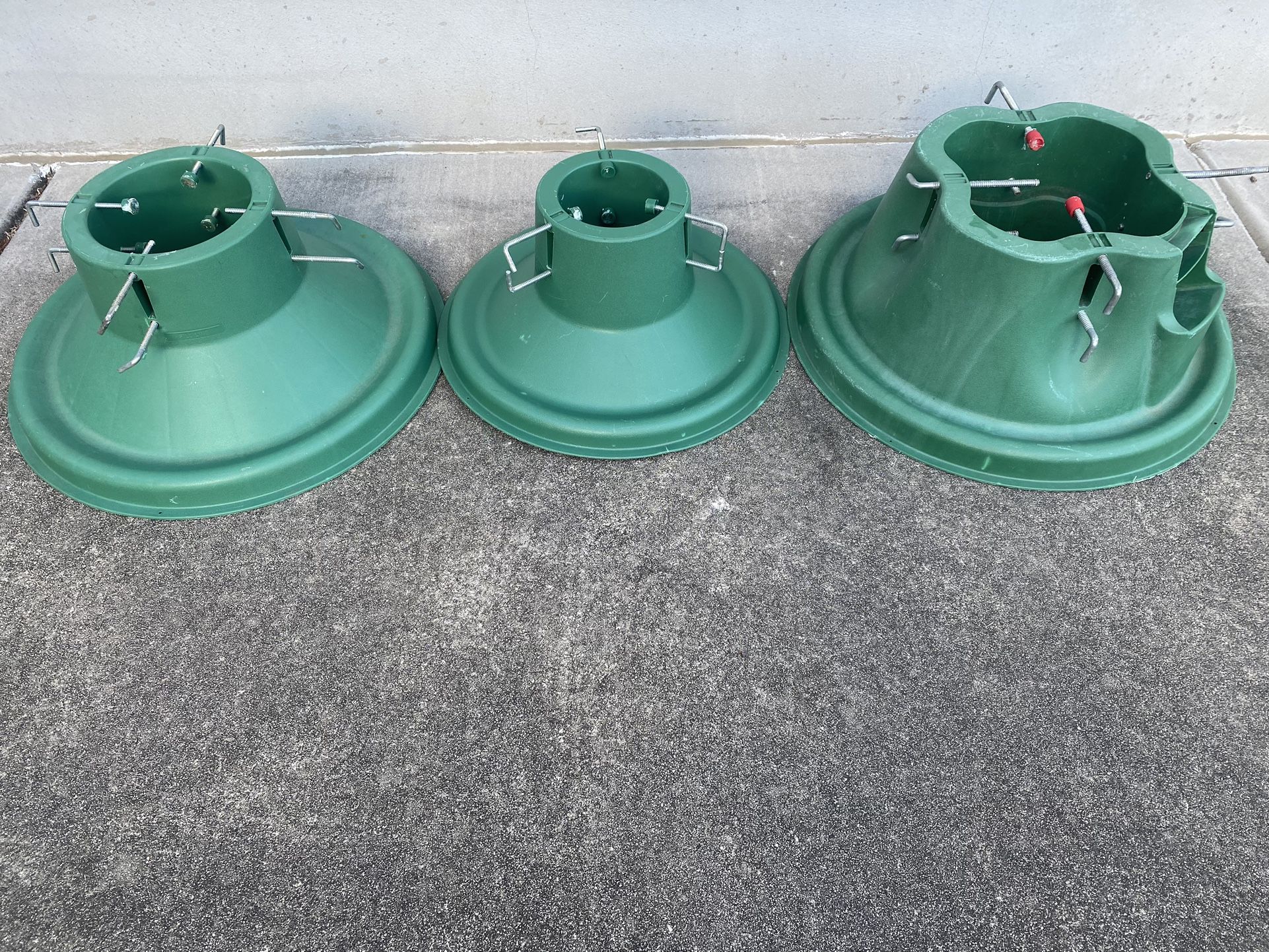 Real Christmas Tree Bases