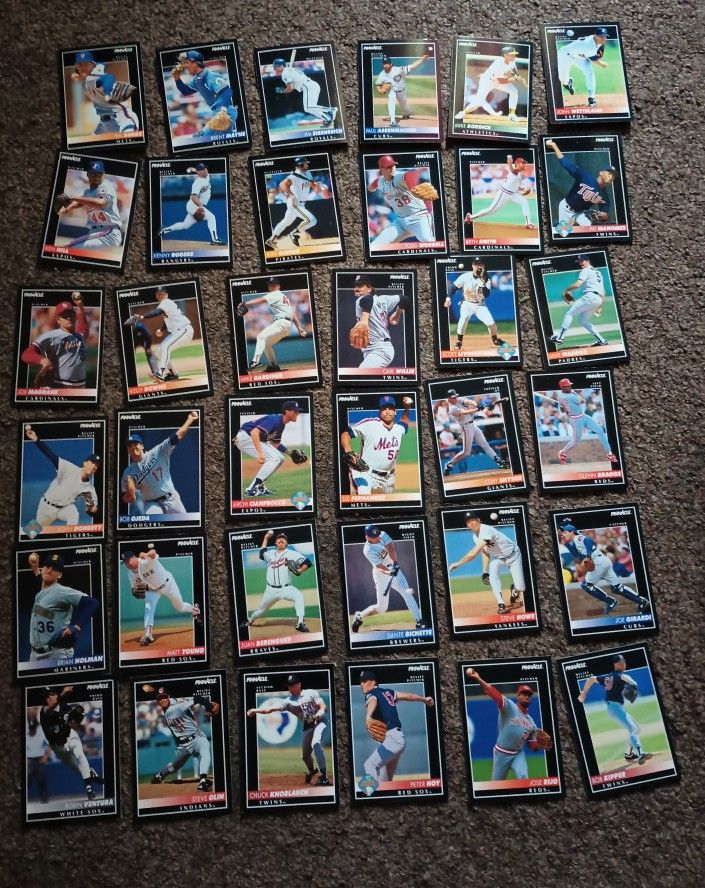 Baseball Cards Good Condition $1.00 Each There's 75 Cards $50.00