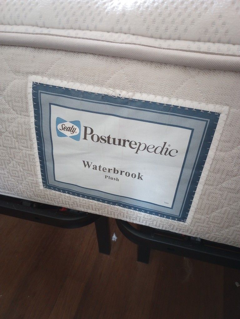California king mattress for Sale in Virginia Beach, VA OfferUp