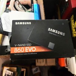 Samsung 860 EVO SSD