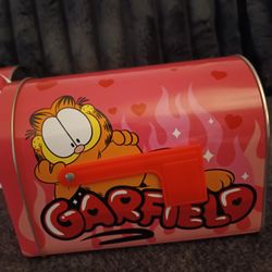 Valentine's Day Mailbox for Cards!
