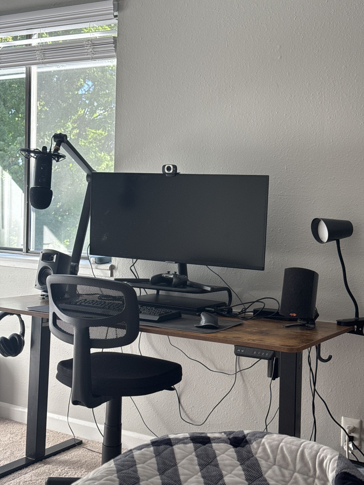 UltraWide Monitor
