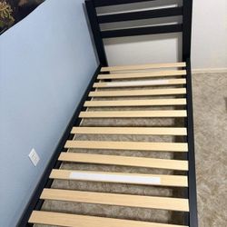 Twin Size Platform Bed Frame 