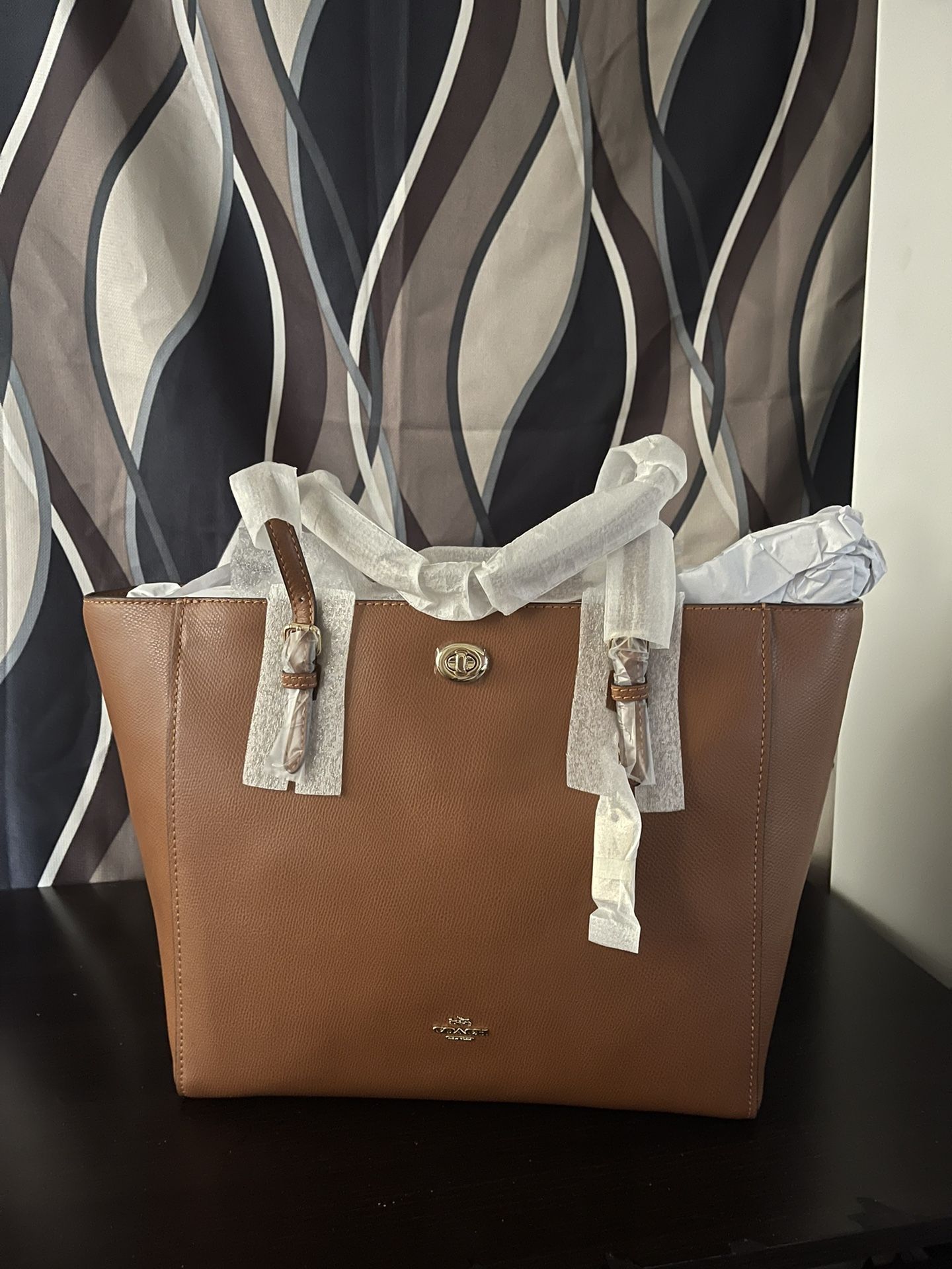 Coach Tote/ Saddle color/ Coach Retail Store