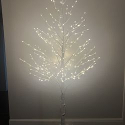 New LED Birch Tree, 7ft., Indoor / Outdoor Warm White Twinkling & Steady Lights w/Timer