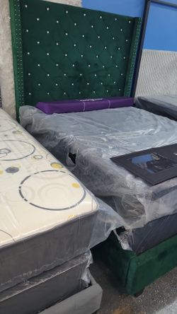New queen size bed frame with mattress final markdowns $450