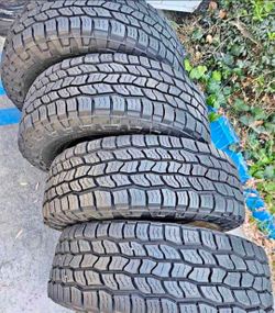 275 70 18 Cooper Tires Con 80% de Vida Las 4