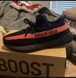 Yeezys 350 Size 11 