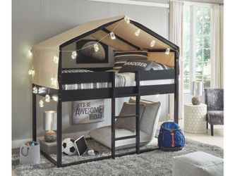 Twin loft / bunk bed