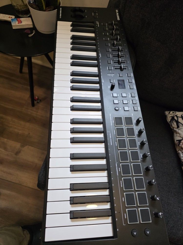 M-Audio Oxygen Pro 49 – Excellent / Mint-Like Condition