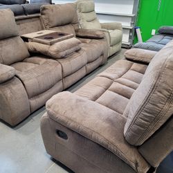 💙 Brand New Sofas For Every Budget - Clearance Today!