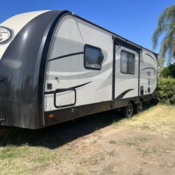 2016 Forest River Vibe Extreme Light Trailer