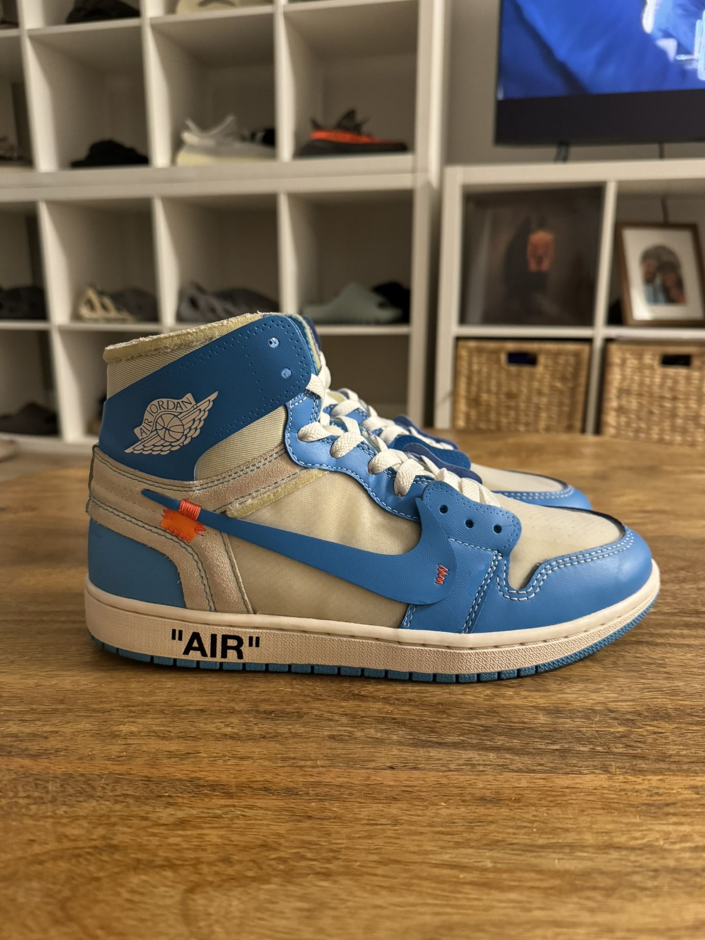 Jordan 1 Off White UNC Size 10