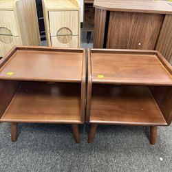 Set of 2,Solid Oak Wood Nightstand with Open Design - Small Side End Table