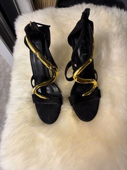 Black gold heels size 9
