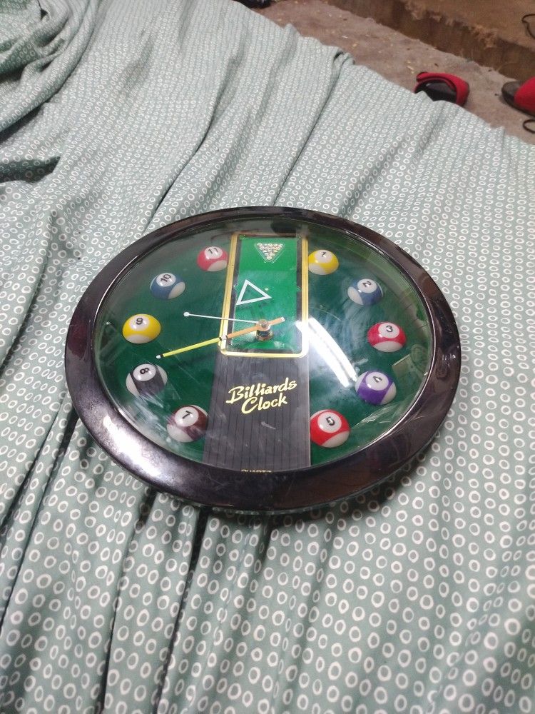 8ball Clock
