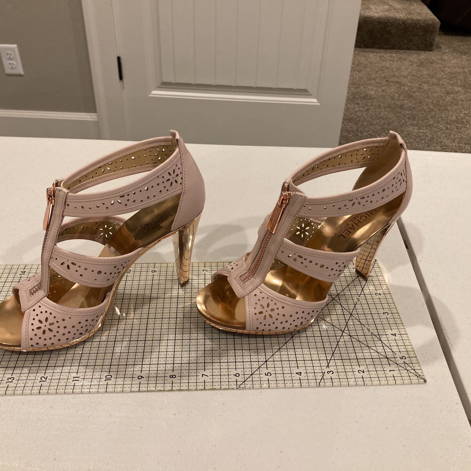 Michael Kors Pink Leather Heels