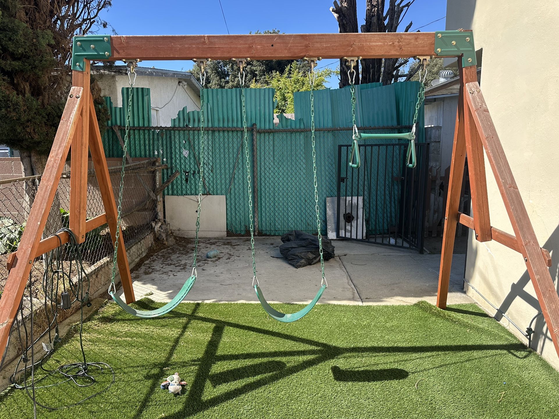 Swing set