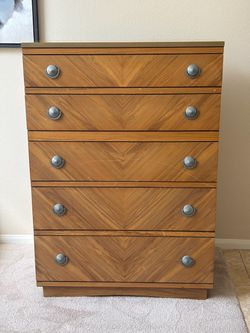 Vintage Mid-Century Modern 5-Drawer Tallboy Dresser