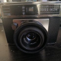Vintage Zeiss Ikon Film Camera!!