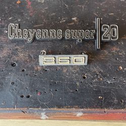 Squarebody Chevy Emblems