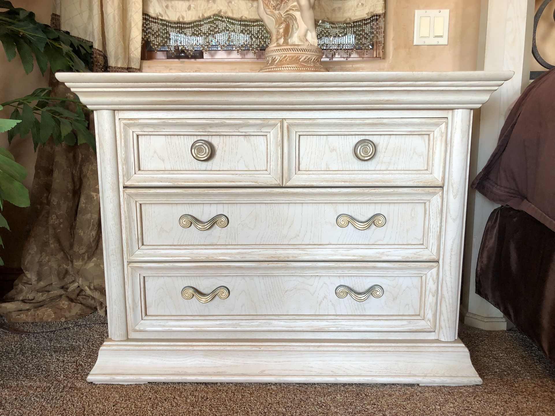 Thomasville New Renaissance Collection Nightstands 2