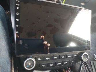 Car Stereo Head Unit with Touchscreen Display