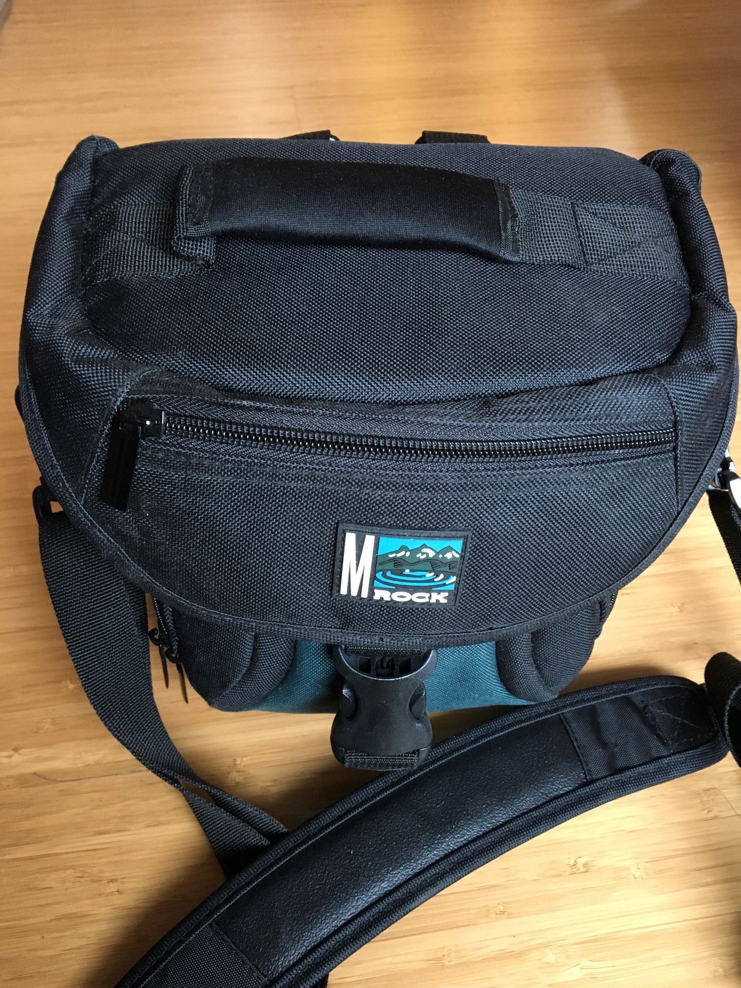 M ROCK camera case