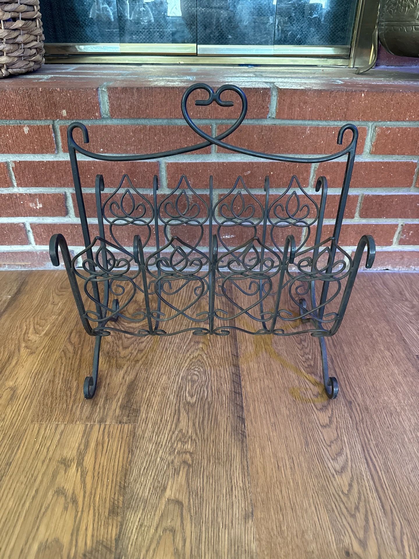 Vintage Rod Iron Magazine rack