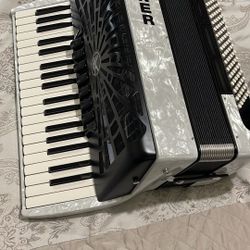 Hohner Bravo iii 96