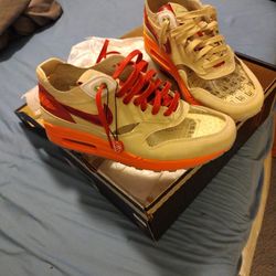 Nike Air Max1/Clot.   Still New