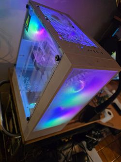 Gaming Pc. Intel i7 CPU. 16GB Ram. 1TB SSD GPU: NVIDIA GTX.