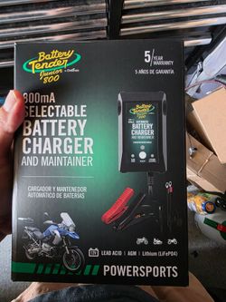 Battery Tender Junior 800 Battery Charger and Maintainer