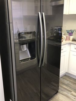 Samsung Fridge. Like New