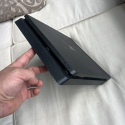 Sony PlayStation PS4 + Controller
