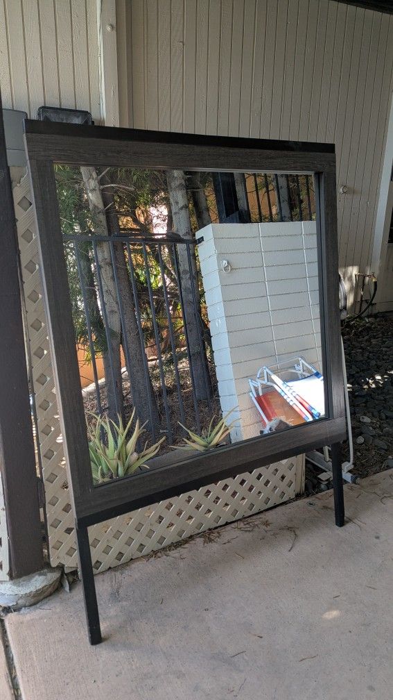 FREE -  Dresser Mirror - Only The Mirror 