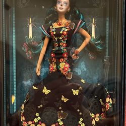 Barbies Collector Dia De Muertos Doll, 11.5-inch, Brunette, Wearing Embroidered Dress
