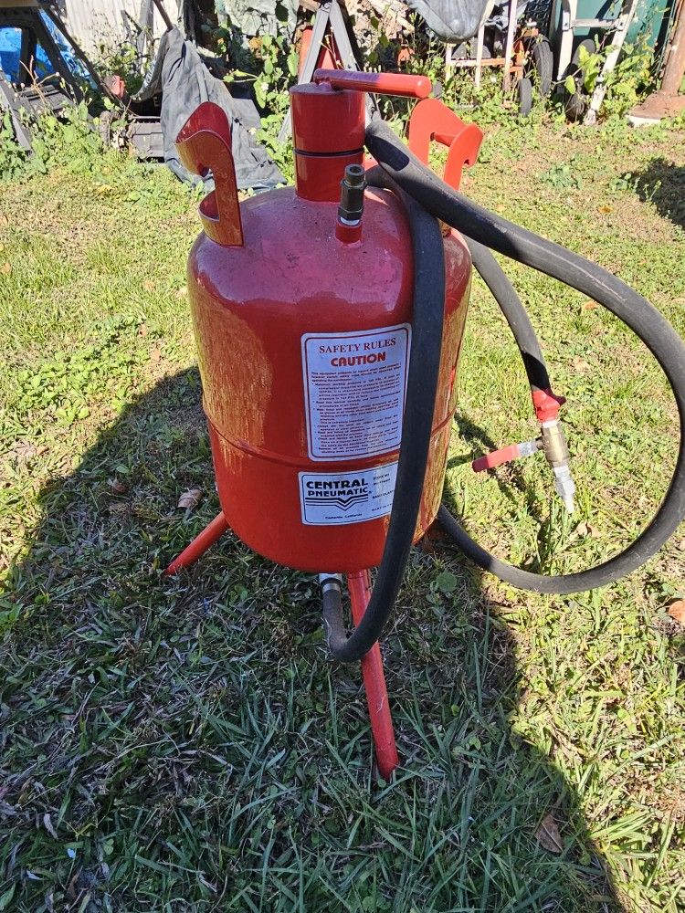 Portable Sand Blaster