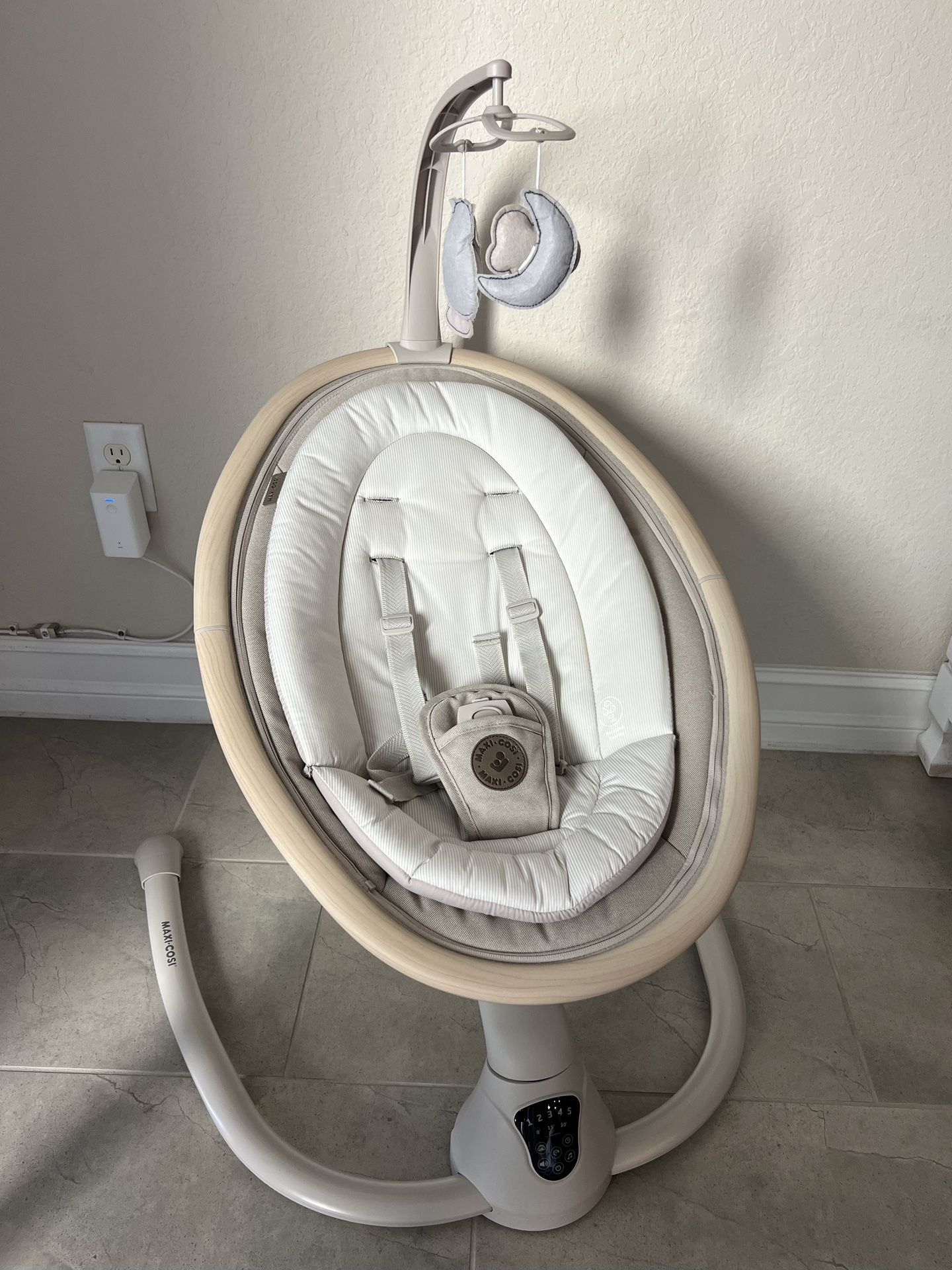 Maxi Cosi Cassia Baby Swings for Infants: Smart Portable Baby Swing with Music, Lightweight & Foldable Baby Swing, 360 Rotation Infant Swing, Classic 