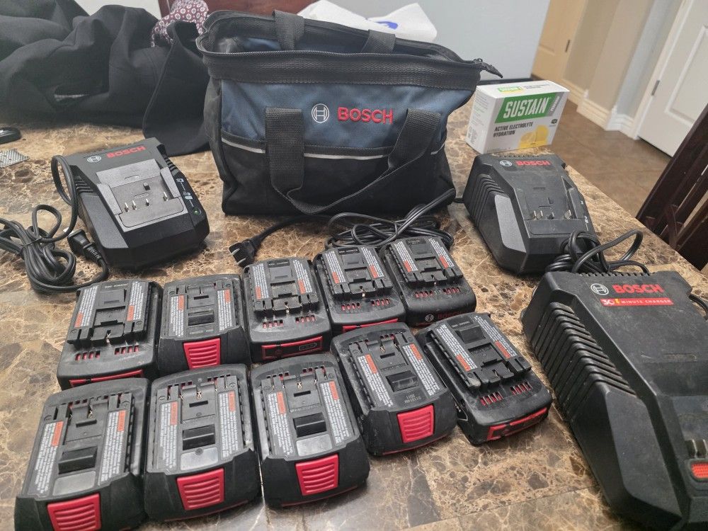 BOSCH Batteries And Charger