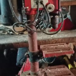 Table top press