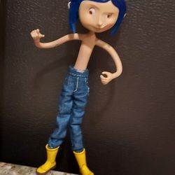 Coralie BENDY FIGURINE with A Cut On Her Right Arm As Seen In Last Photo & Missing Raincoat