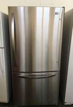 Lg bottom freezer 33 inch wide