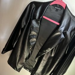 OVERSIZED FAUX  LEATHER JACKET